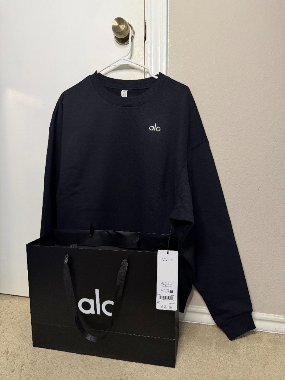 Black CrewNeck